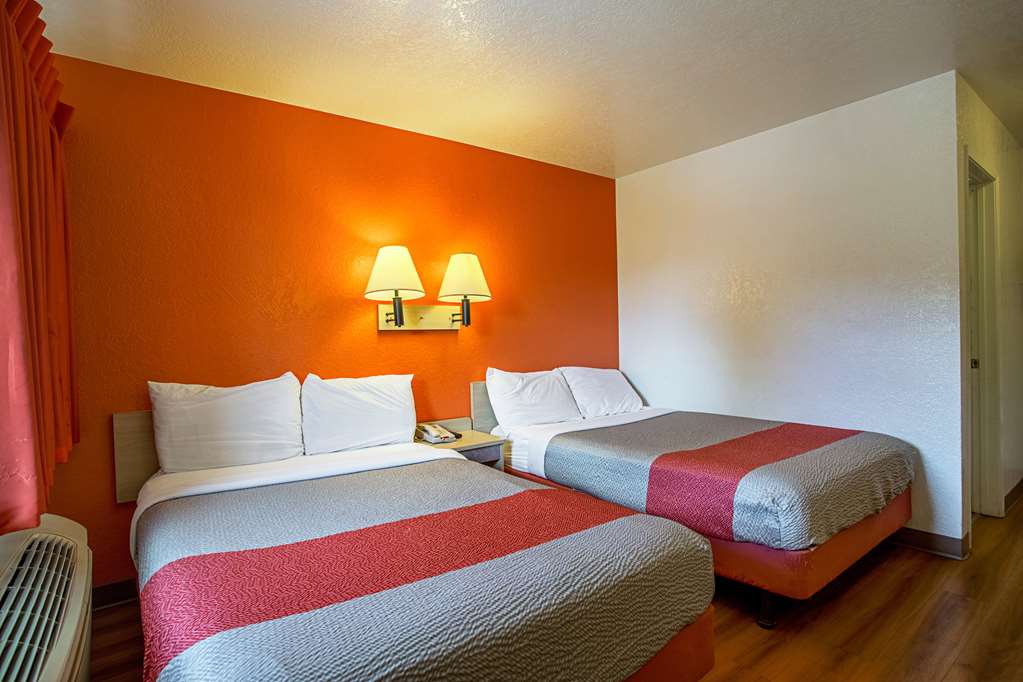 Motel 6 Prescott AZ - photo 20