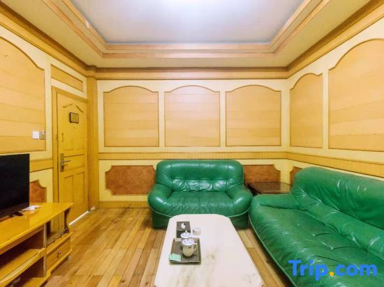 Xinghua Hotel in Tengyue, People's Republic of China