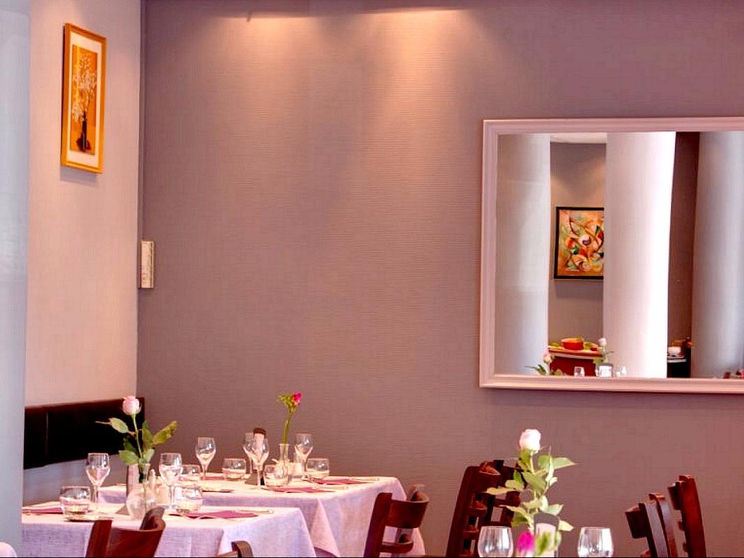 Logis Hôtel L'Amandois — hotel in Saint-Amand-Montrond