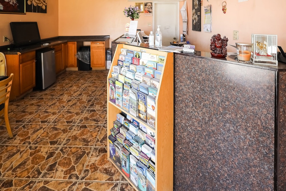 Route 66 Inn - photo 4