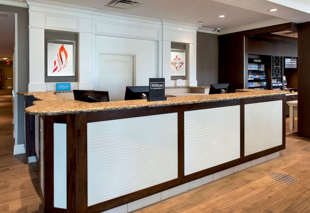 Hilton Garden Inn Riverhead - photo 3
