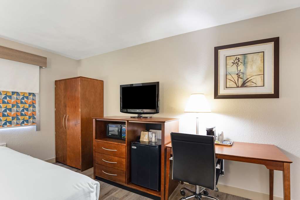 Best Western U. S. Inn - photo 16