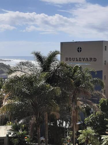 Margate Granada 102 — 4-Star Luxury Hotel in Margate, South Africa