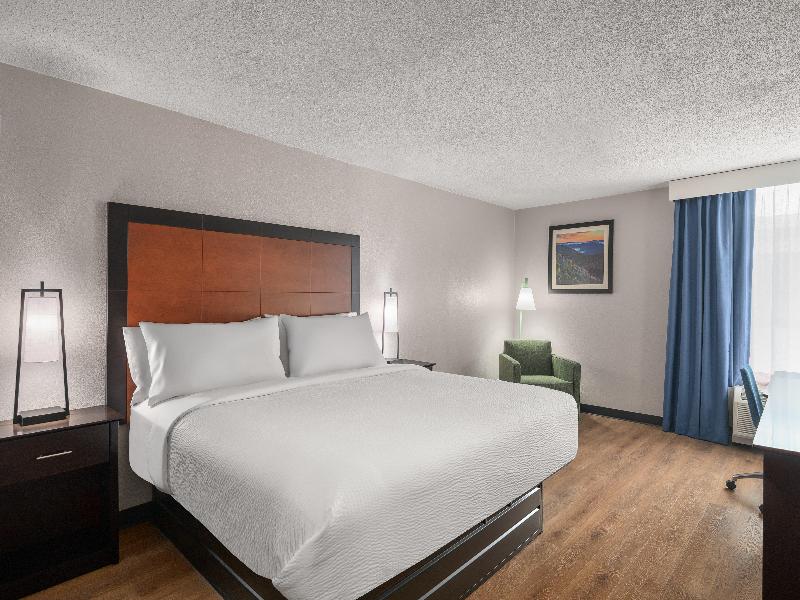 Garner Hotel Wytheville East by IHG - photo 47
