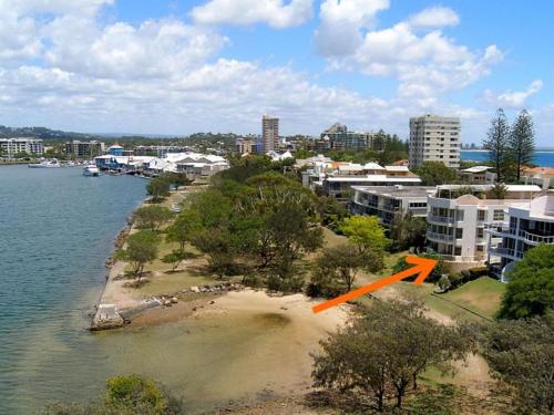 Mariner Cove 1 Luxurious 2 BR on River by beach — 4-Star Luxury Hotel in Mooloolaba, Australia