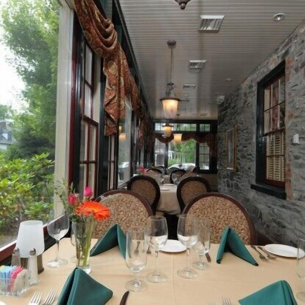 Logan Inn - photo 13