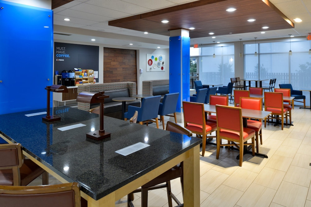 Holiday Inn Express & Suites Wylie West by IHG - photo 34