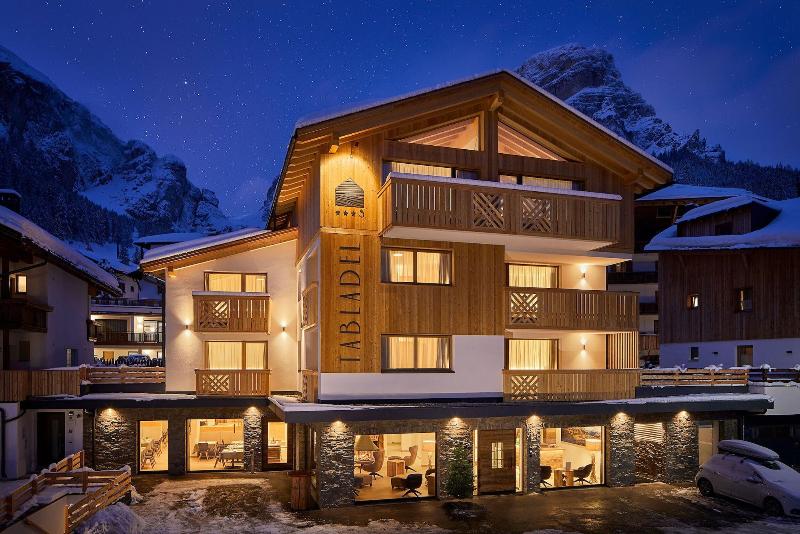 Hotel Tabladel — hotel in Corvara In Badia
