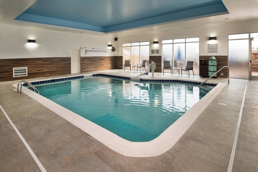 Fairfield Inn and Suites by Marriott Washington - photo 13