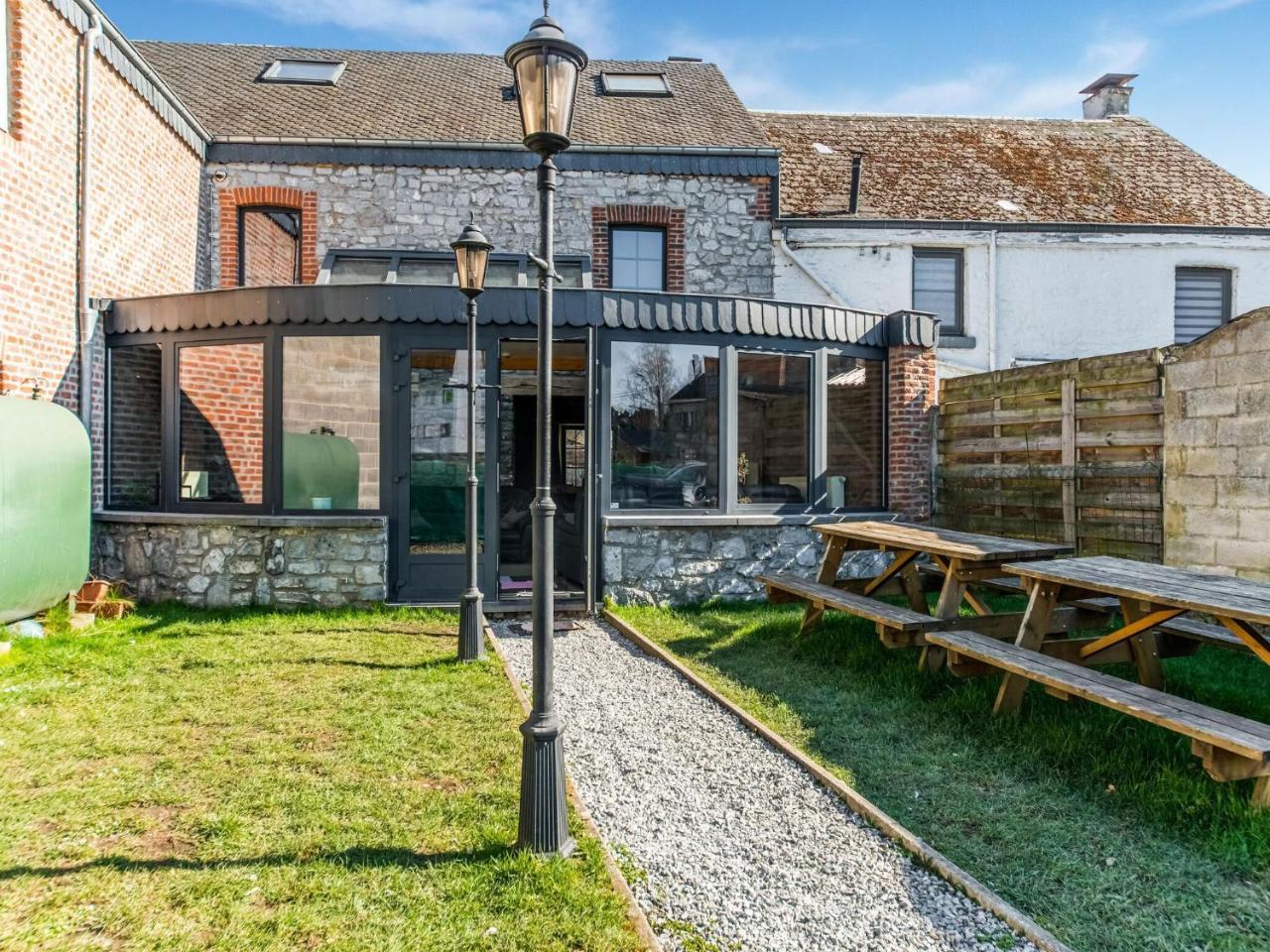 Han sur Lesse cottage — 4-Star Luxury Hotel in Rochefort, Belgium
