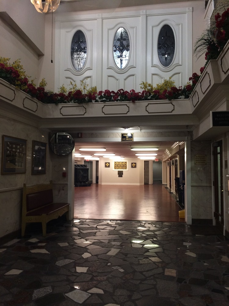 Plaza Suites Downtown New Orleans - photo 2
