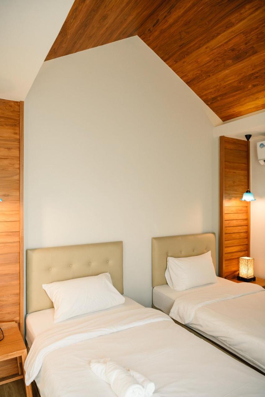 CozyHouse near MRT QSCC Convention Center 4BR 10ppl