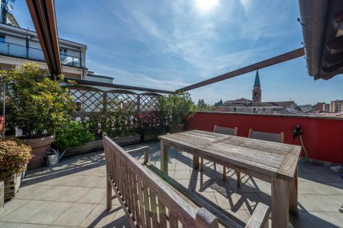 GuestHost Attico del Gusto Terrace & Private Parking — 4-Star Luxury Hotel in Udine, Italy