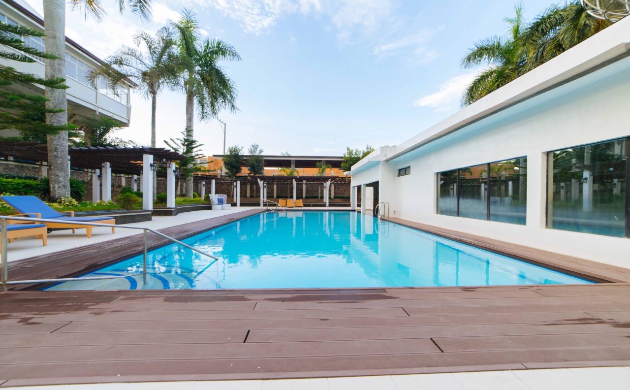 Reddoorz Premium At Sta Rosa Tagaytay Road in Silang, Philippines