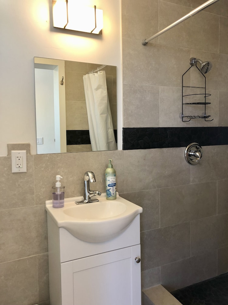 Kona Tiki Hotel - photo 43