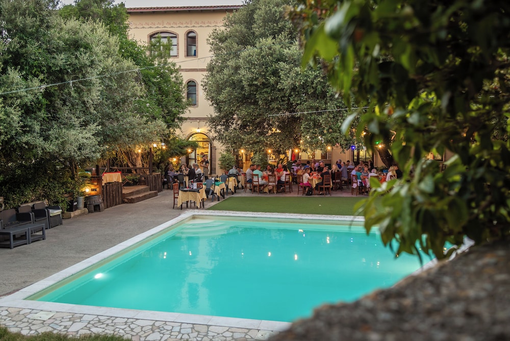 Hotel Funtana Noa — Villanovaforru