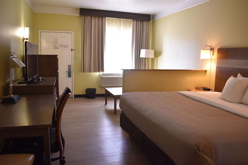 Quality Inn & Suites Gallup I 40 Exit 20 - photo 47