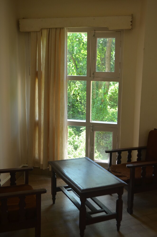 Meghauli Wild Life Resort - last minute hotel in Pokhara