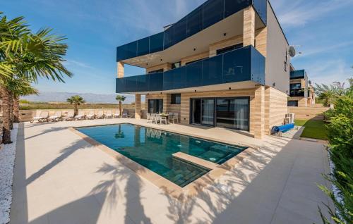 Awesome Home In Privlaka With Kitchen — 5-Star Luxury Hotel in Privlaka, Croatia