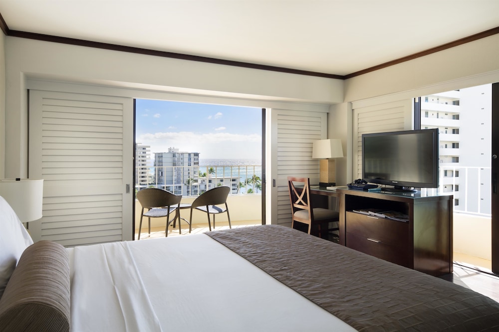 Lotus Honolulu at Diamond Head - photo 5