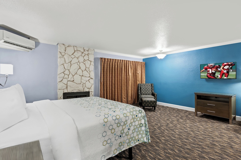 HomeTowne Studios by Red Roof Yuba City Bonanza Marysville - photo 6