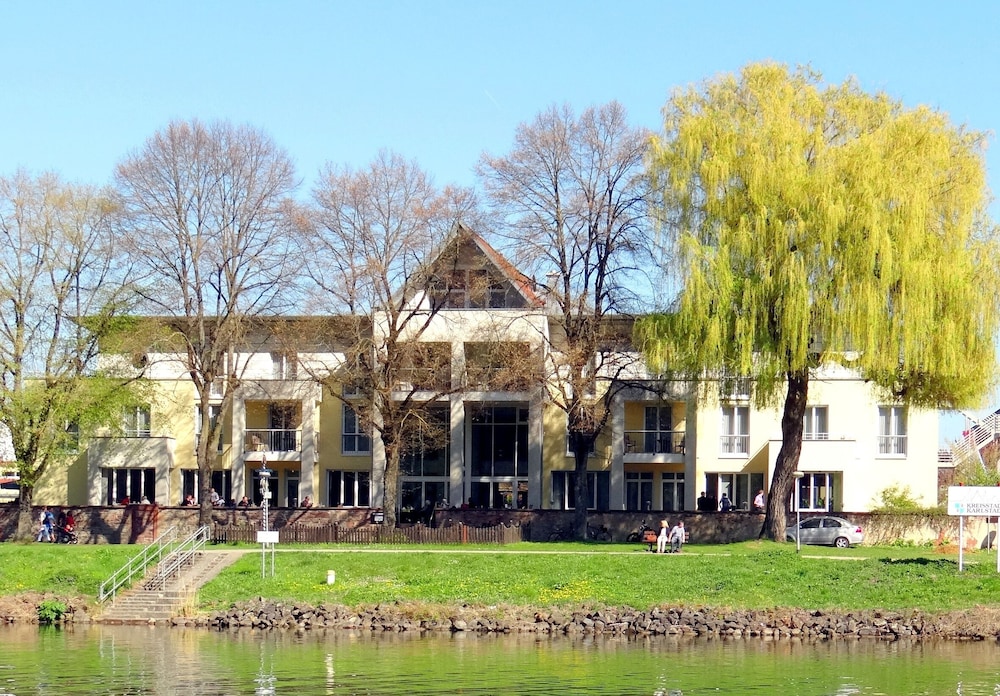 Hotel Mainpromenade — hotel in Karlstadt