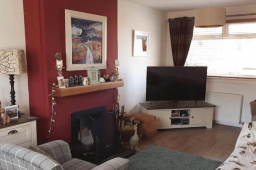 Spacious 2 bedroom house on the edge of Balloch — 4-Star Luxury Hotel in Balloch, United Kingdom