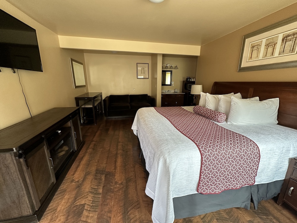 Abram Inn & Suites - photo 13