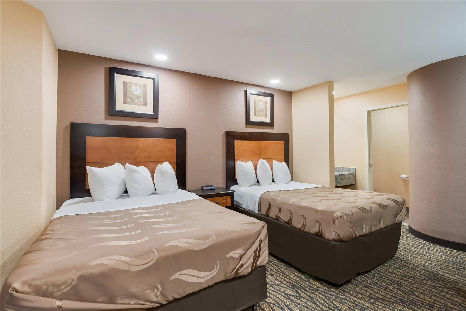 Quality Inn Lees Summit Kansas City - photo 10