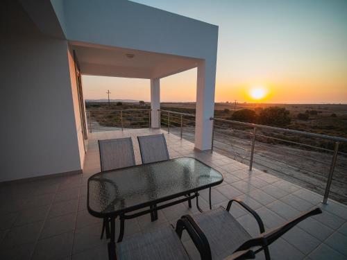 Casa Flora — 4-Star Luxury Hotel in Kefalos, Greece