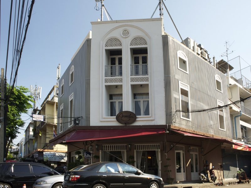 Arom d Hostel