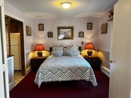 Claddagh Motel & Suites - photo 41