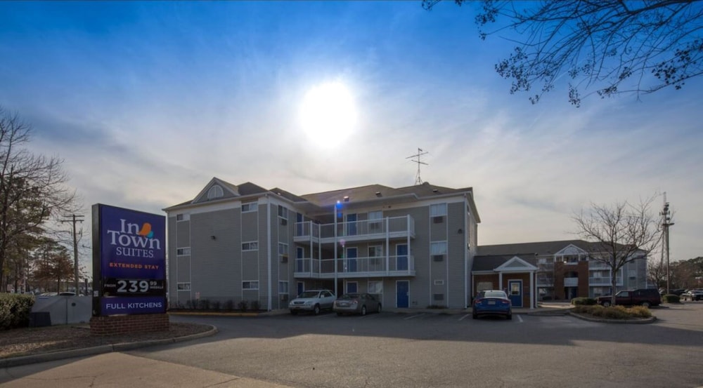 InTown Suites Extended Stay Chesapeake VA Greenbrier Road - photo 15