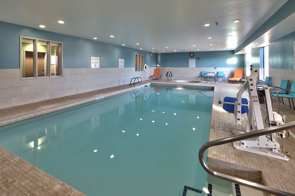 Holiday Inn Express Socorro by IHG - photo 31