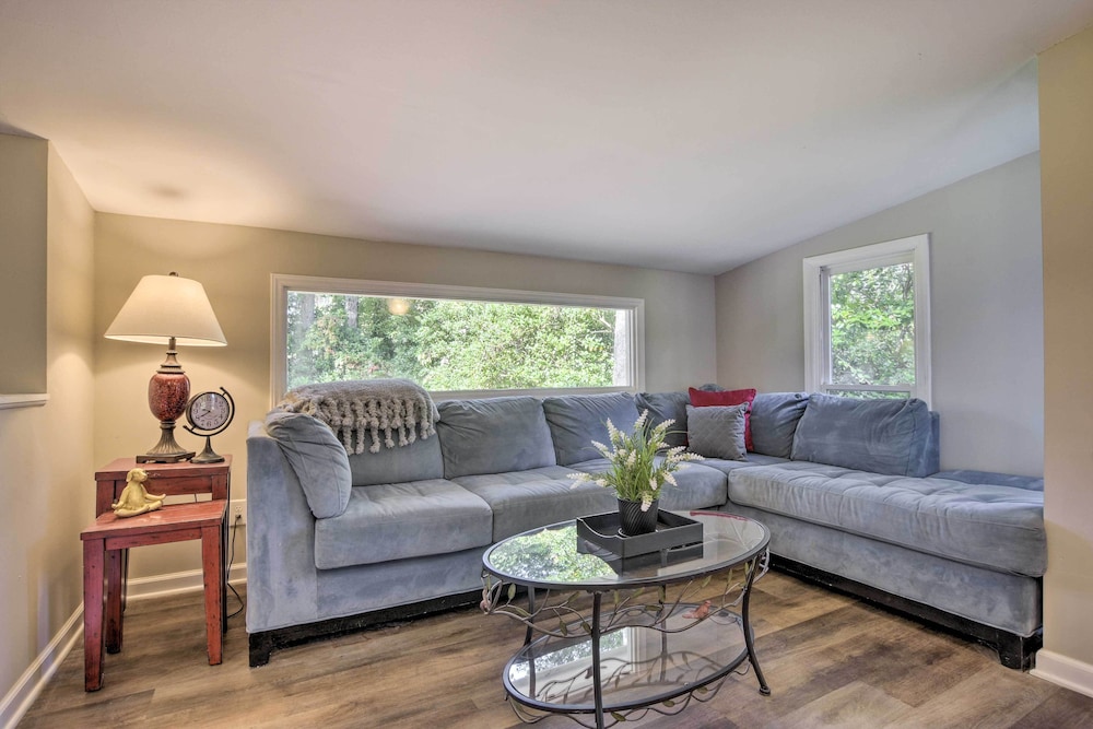 Recently Renovated Raleigh Retreat with Patio in Raleigh, United States