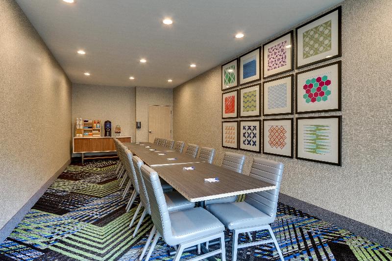 Holiday Inn Express & Suites Corbin by IHG - photo 45