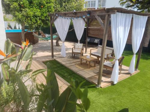 Can mark - carbon neutral hotel in Unknown City