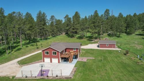 Custer Connection in Custer, United States