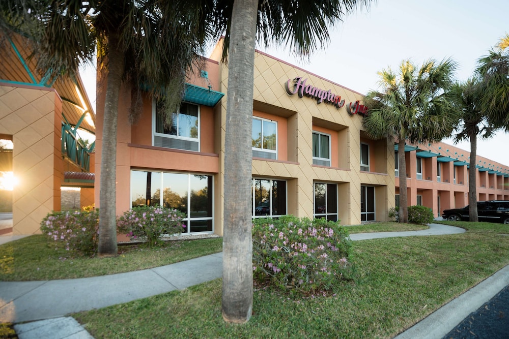 Hampton Inn Brooksville Dade - photo 67