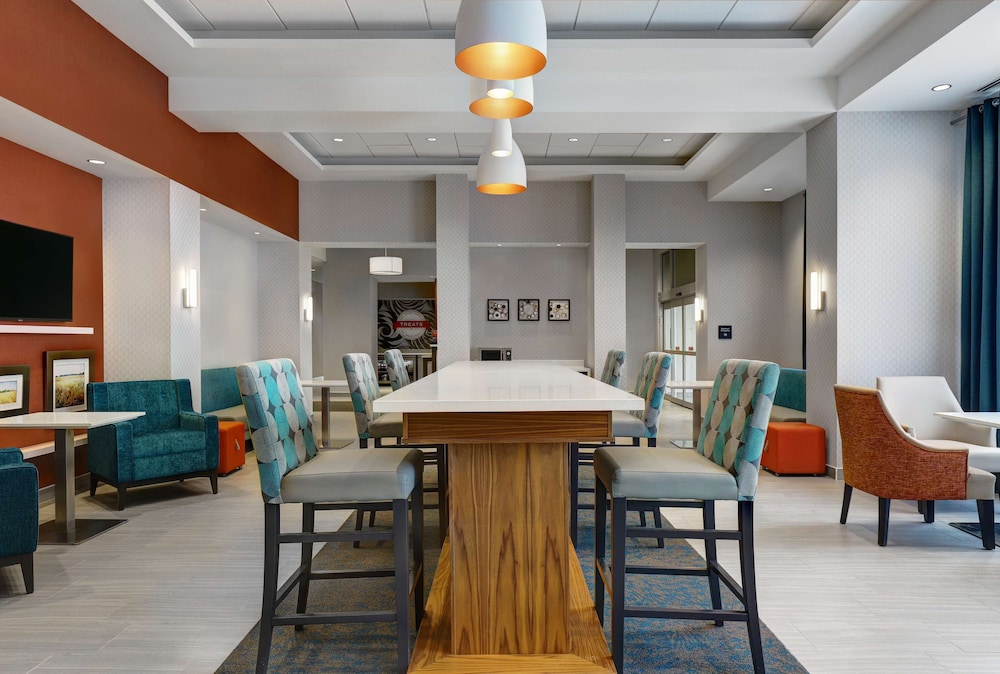 Hampton Inn & Suites by Hilton Belleville — Belleville — photo 3