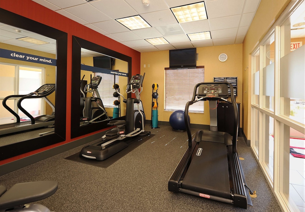 Hampton Inn Suites Scottsboro - photo 42