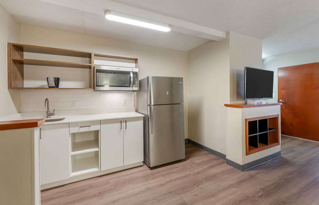 Extended Stay America Premier Suites Cleveland Independence - photo 34