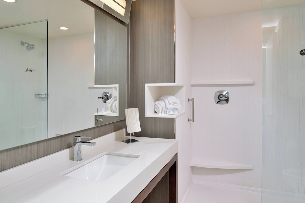 Courtyard by Marriott Charlotte Steele Creek - photo 30