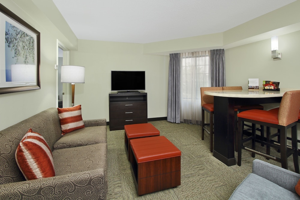 Staybridge Suites Tysons McLean by IHG - photo 12
