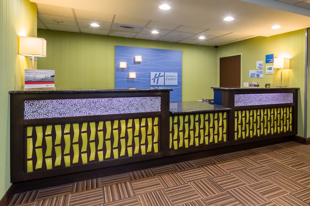 Holiday Inn Express Hotel & Suites Orlando Apopka by IHG - photo 2
