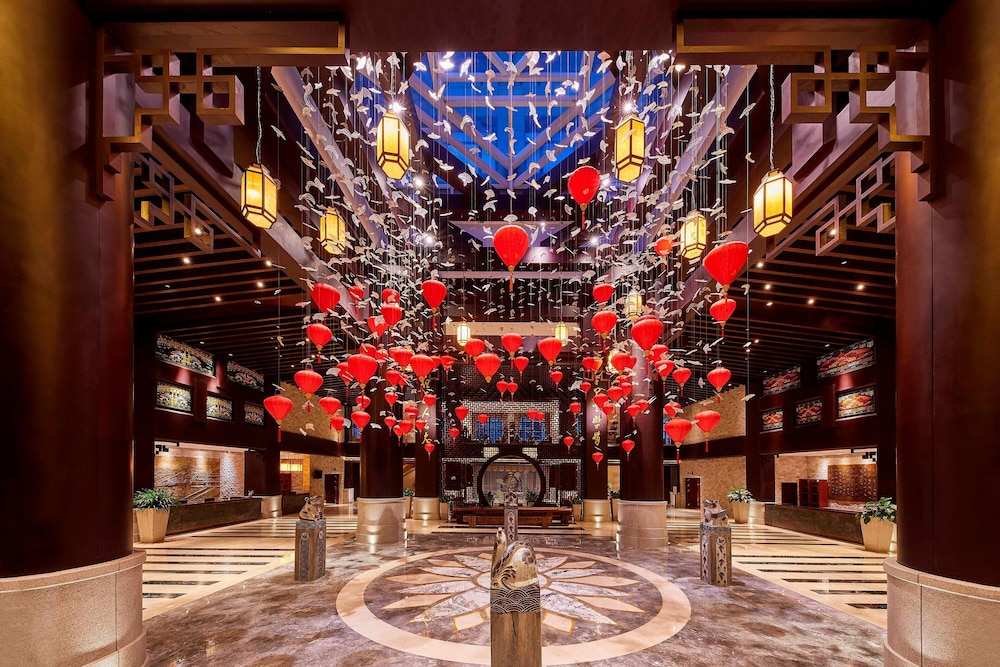 Four Points by Sheraton Danzhou — 4-Star Luxury Hotel in Nada, People's Republic of China