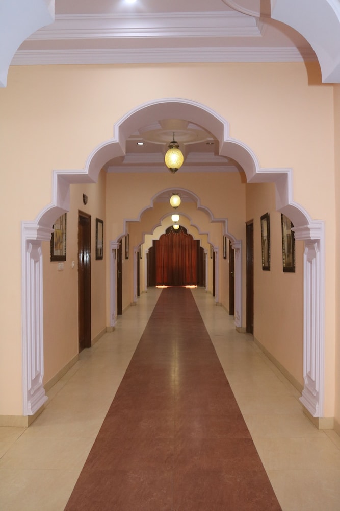 Hotel Shakti Palace — hotel in Churu