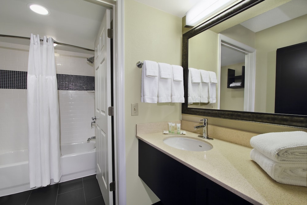 Staybridge Suites Tysons McLean by IHG - photo 21