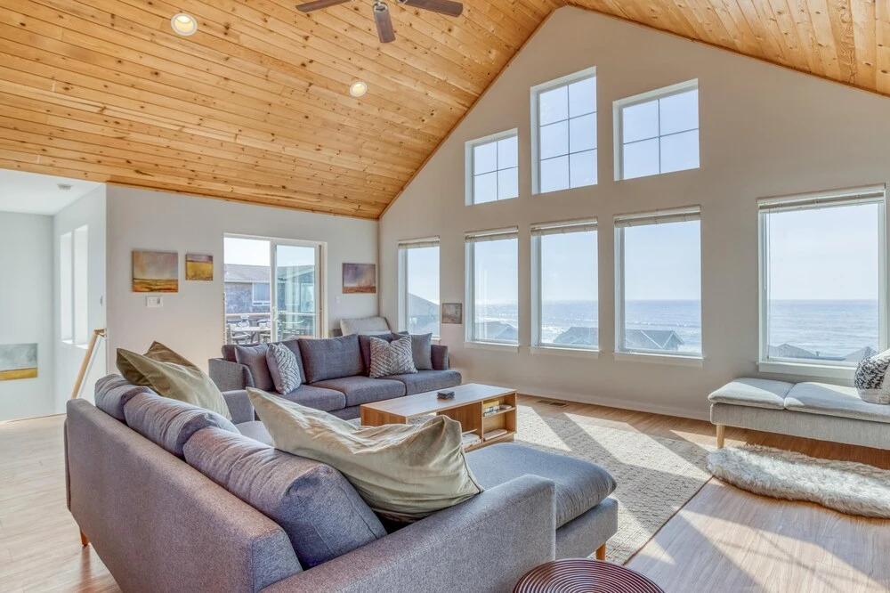 Bella Casa — 4-Star Luxury Hotel in Depoe Bay, United States
