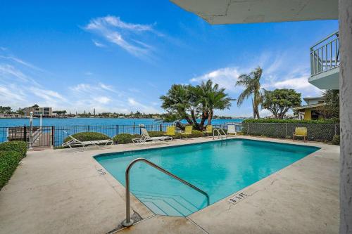 Amadeus 1 in Saint Pete Beach, United States